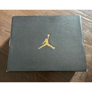 Air‎ Jordan empty shoe box